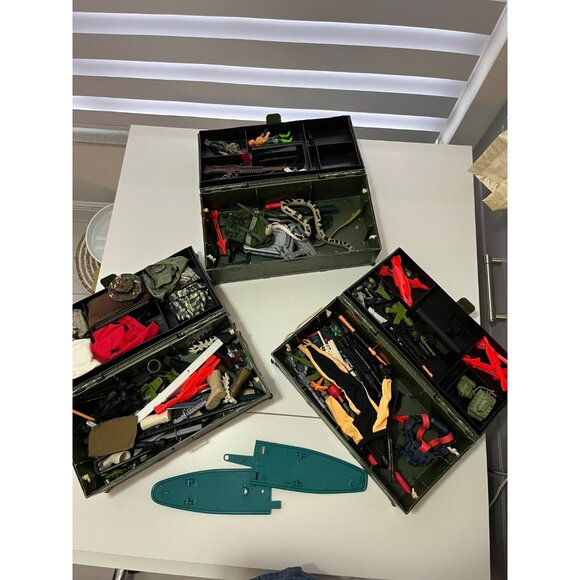 3- Vintage G.I. Joe Footlocker with Insert Tray & GI Joe accessories and clothin - Picture 1 of 9